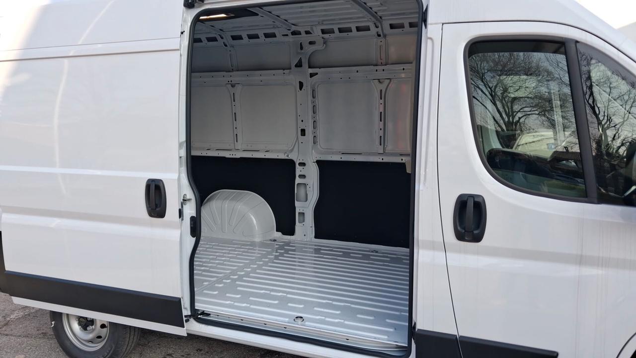 Peugeot Boxer 2.2 BlueHDi 120 L2H2
