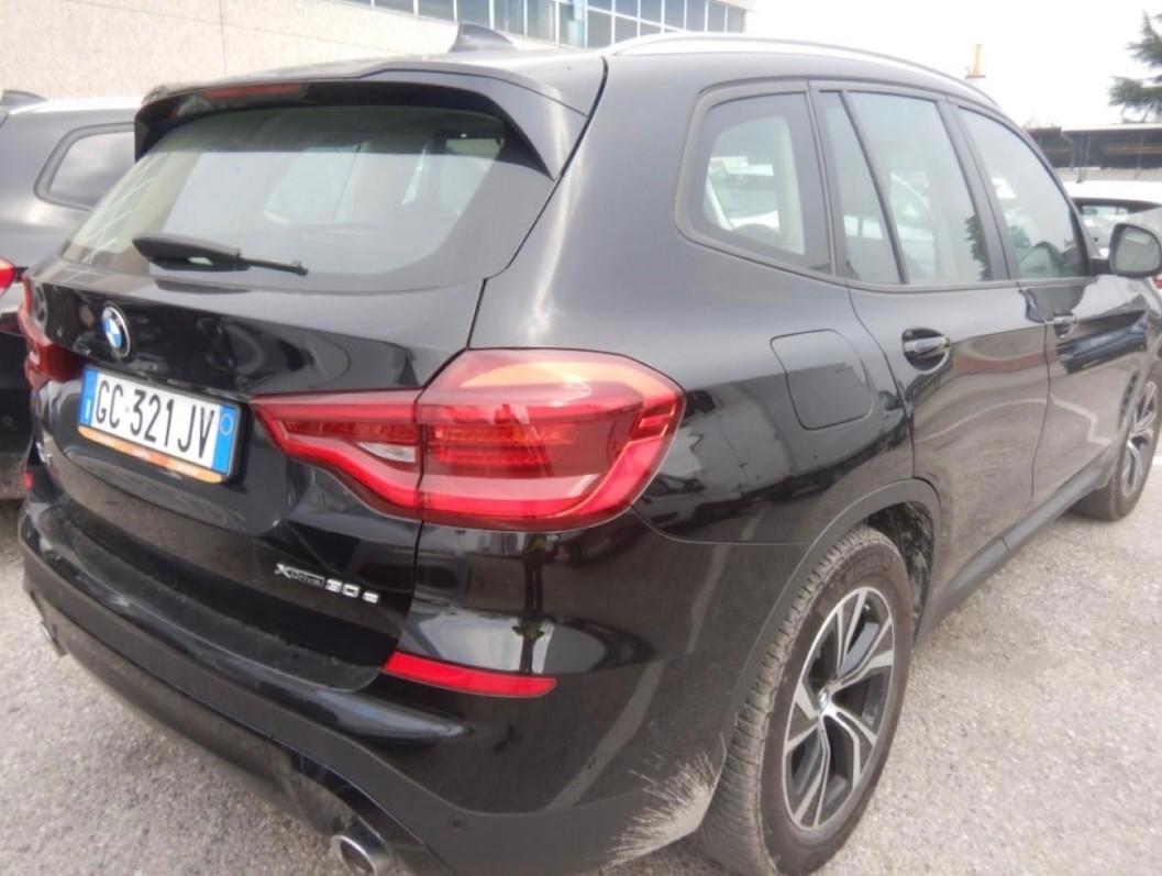 Bmw X3 xDrive30e Advantage Plug-in 184cv