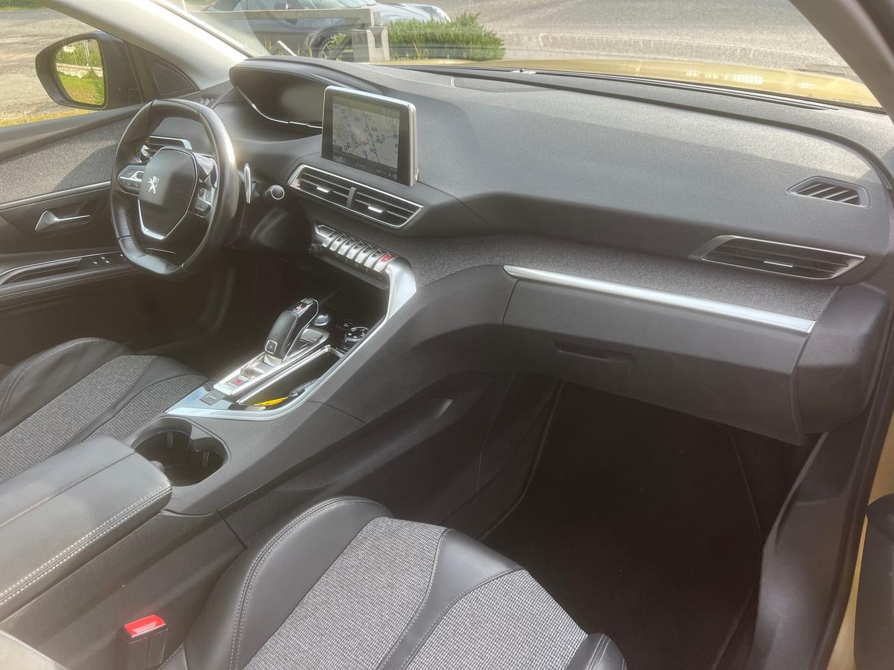 Peugeot 3008 1.5 BlueHDi 130CV EAT8 Allure-2018