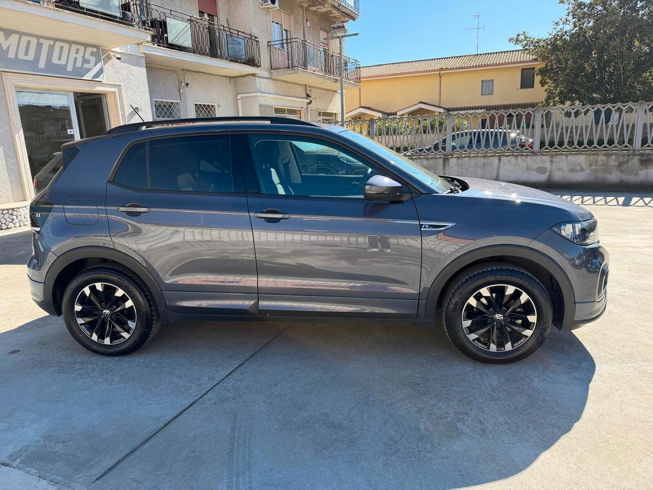 Volkswagen T-Cross 1.0 TSI R-Line