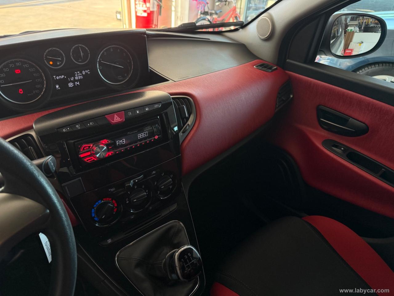 LANCIA Ypsilon 0.9 T.Air 85CV 5p.Met.Ec.Silver