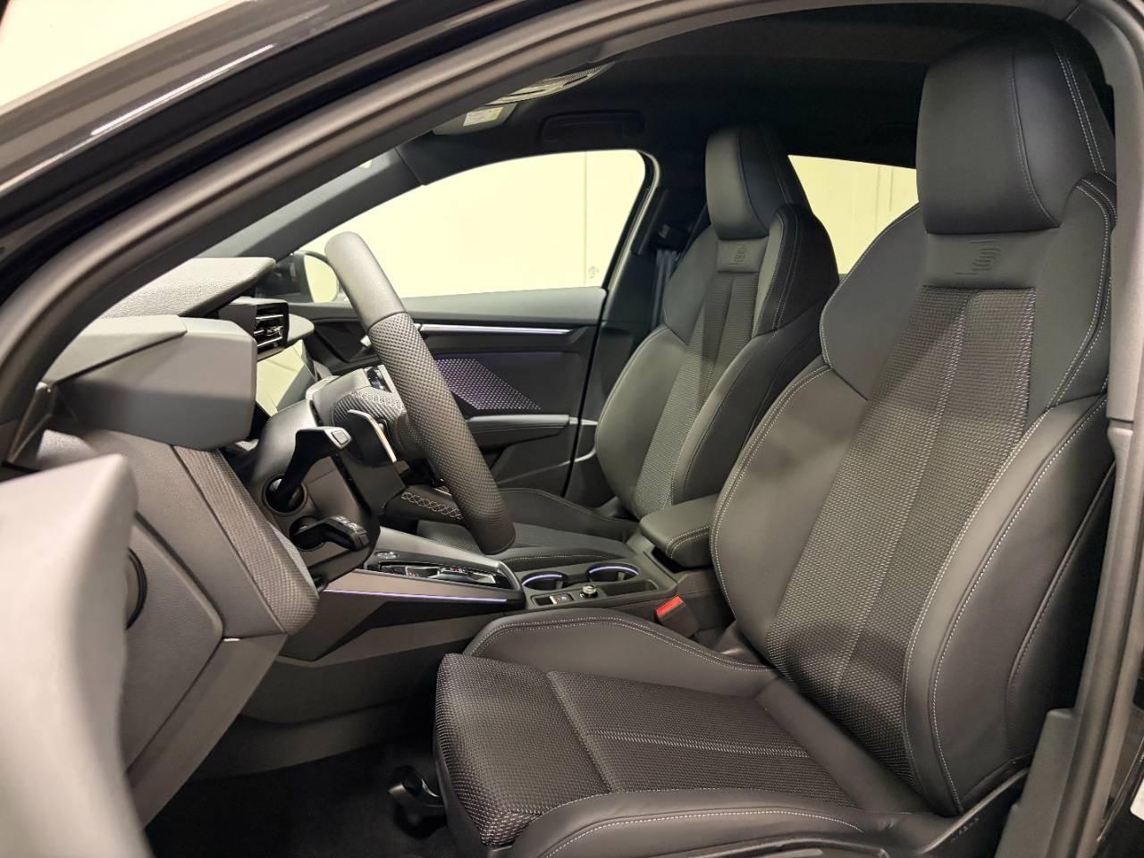 AUDI A3 ALLSTREET 40 TFSIe S-TRONIC IDENTITY CONTRAST