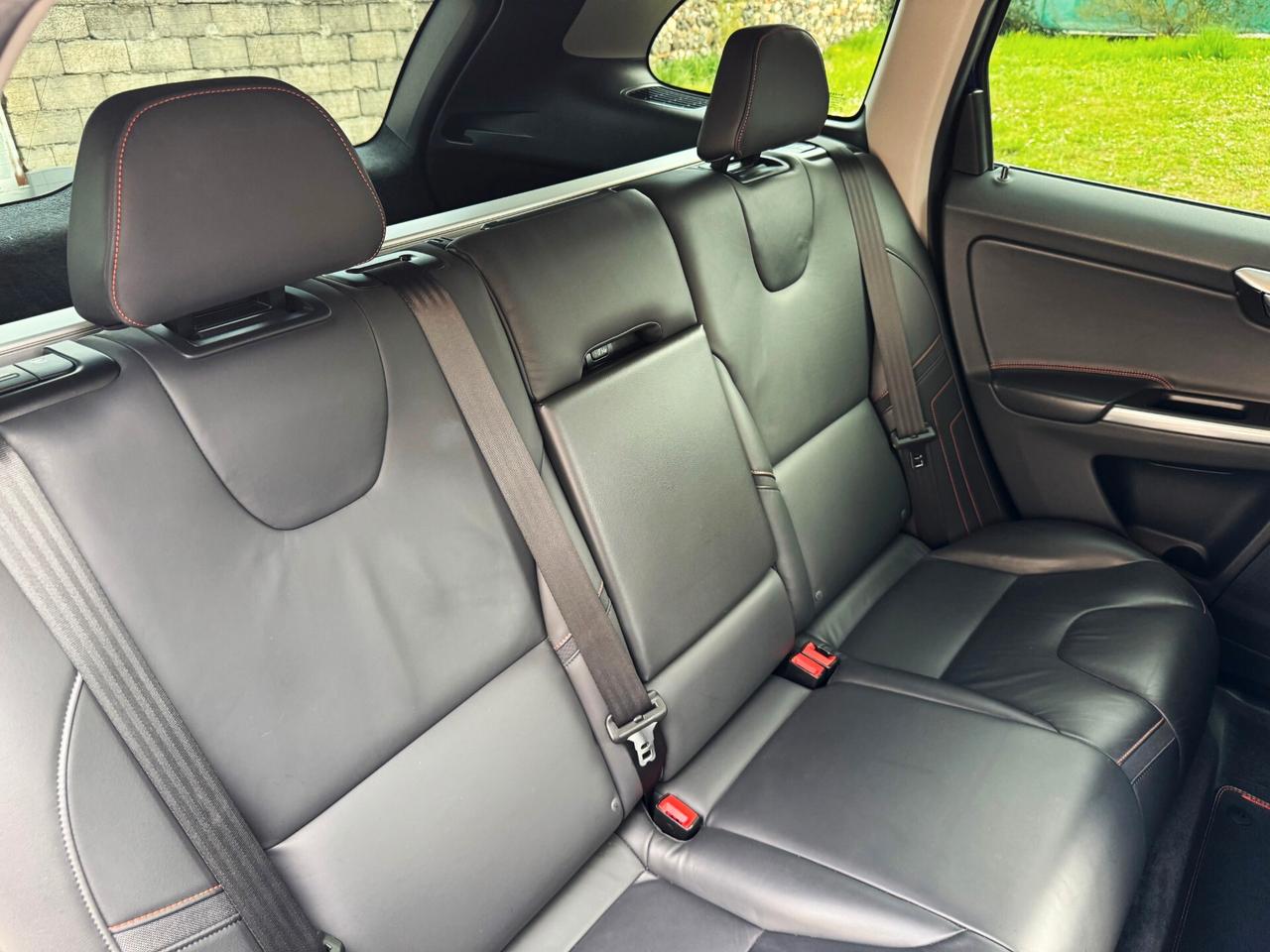 Volvo XC 60 2.0 D4 Geartronic 163cv Ocean Race | PREZZO PROMO