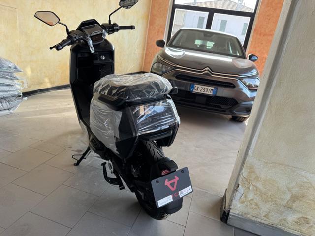 NIU NQi 100% ELETTRICO NQIX 500 SR 100 KM PRONTA CONSEGNA