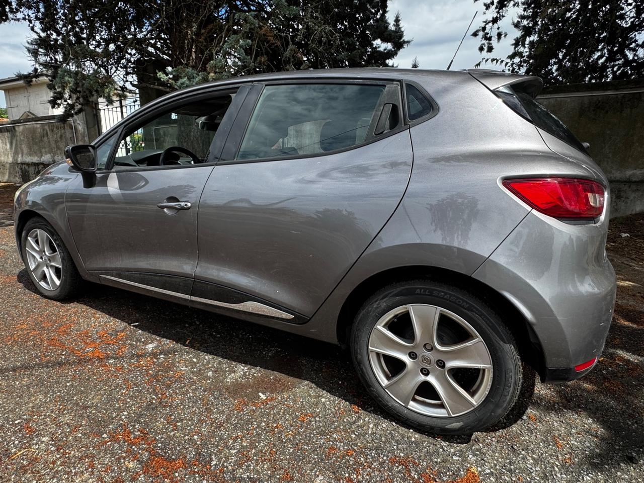Renault Clio 1.2 75CV 5 porte Live
