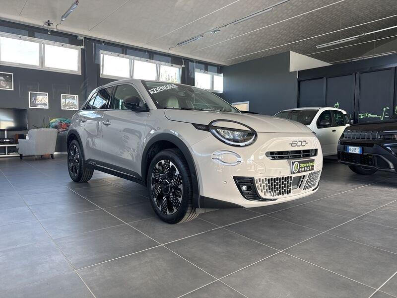 FIAT 600 Hybrid 100 CV DCT MHEV La Prima