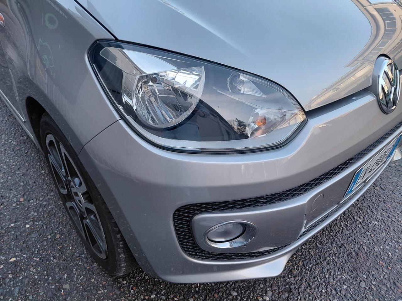 Volkswagen up! 1.0 High 75cv (Neopatentati) garanzia MEC 12 mesi