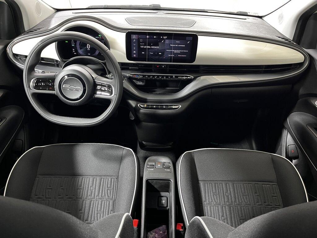 Fiat 500 e 42 kWh