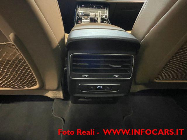 AUDI Q7 55TFSI e Hybrid PHEV 4X4 tiptronic Business PROMO