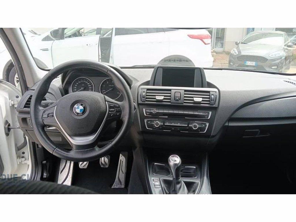 BMW 116d 5p. Urban del 2014