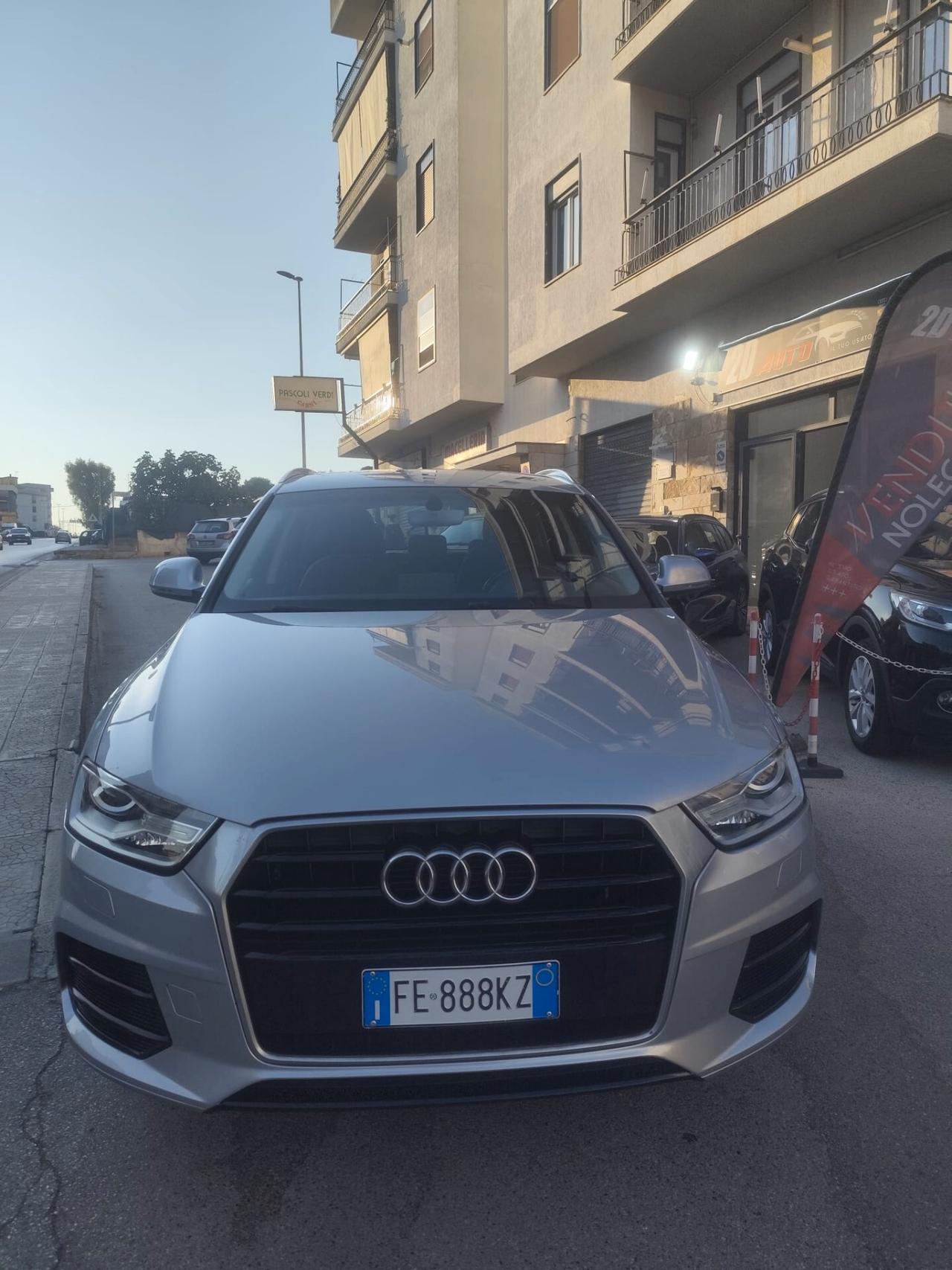 Audi Q3 2.0 TDI Design * Navi * Full Led * Garantita 12 Mesi