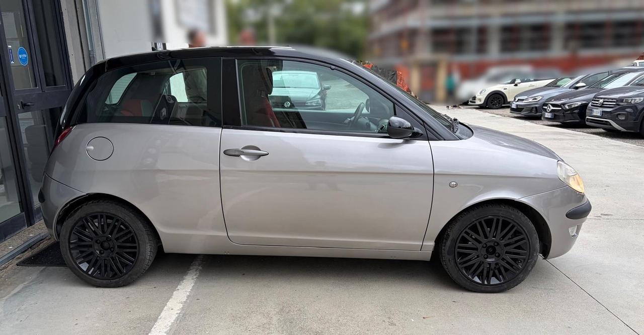 Lancia Ypsilon 1.2 Argento 80 cv