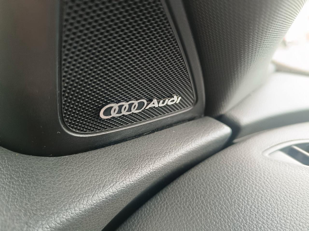 Audi Q3 2.0 TDI 120 CV Design 2017