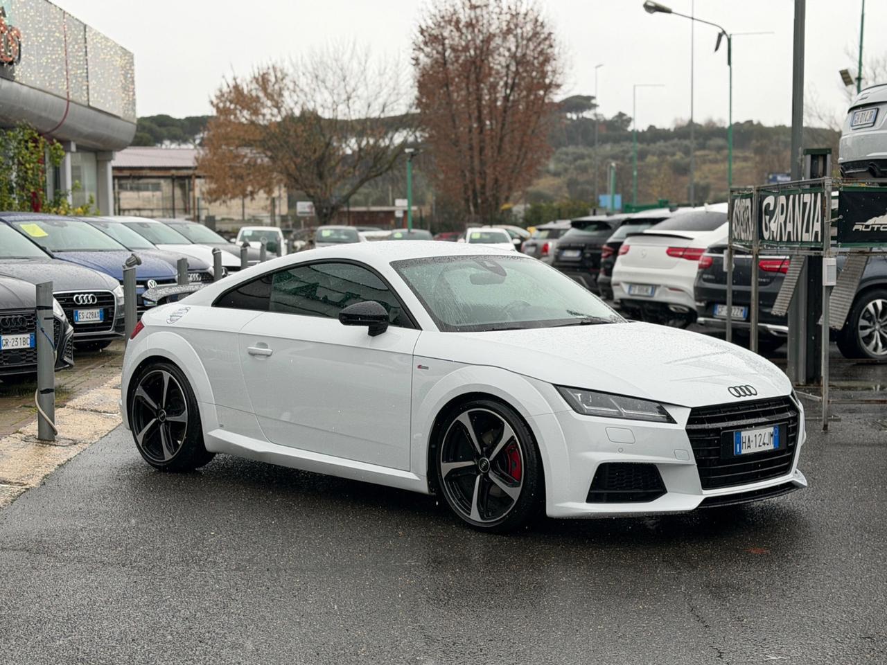 Audi TT Coupe 2.0 tfsi S line s-tronic