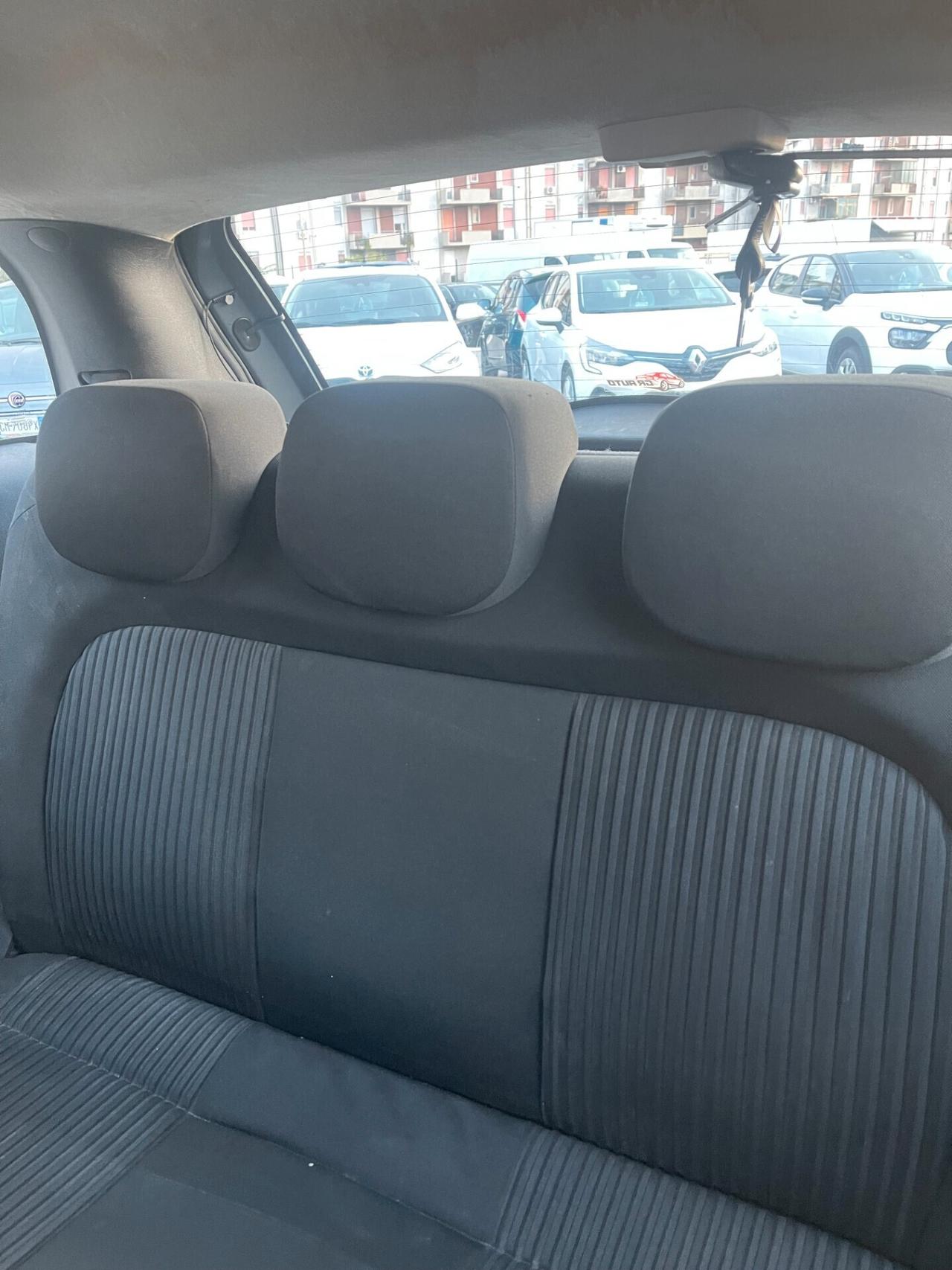 Lancia Ypsilon 1.2 Versus 60cv