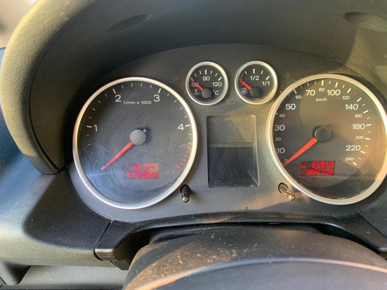 Audi A2 1.4 tdi Top - Neopatentati