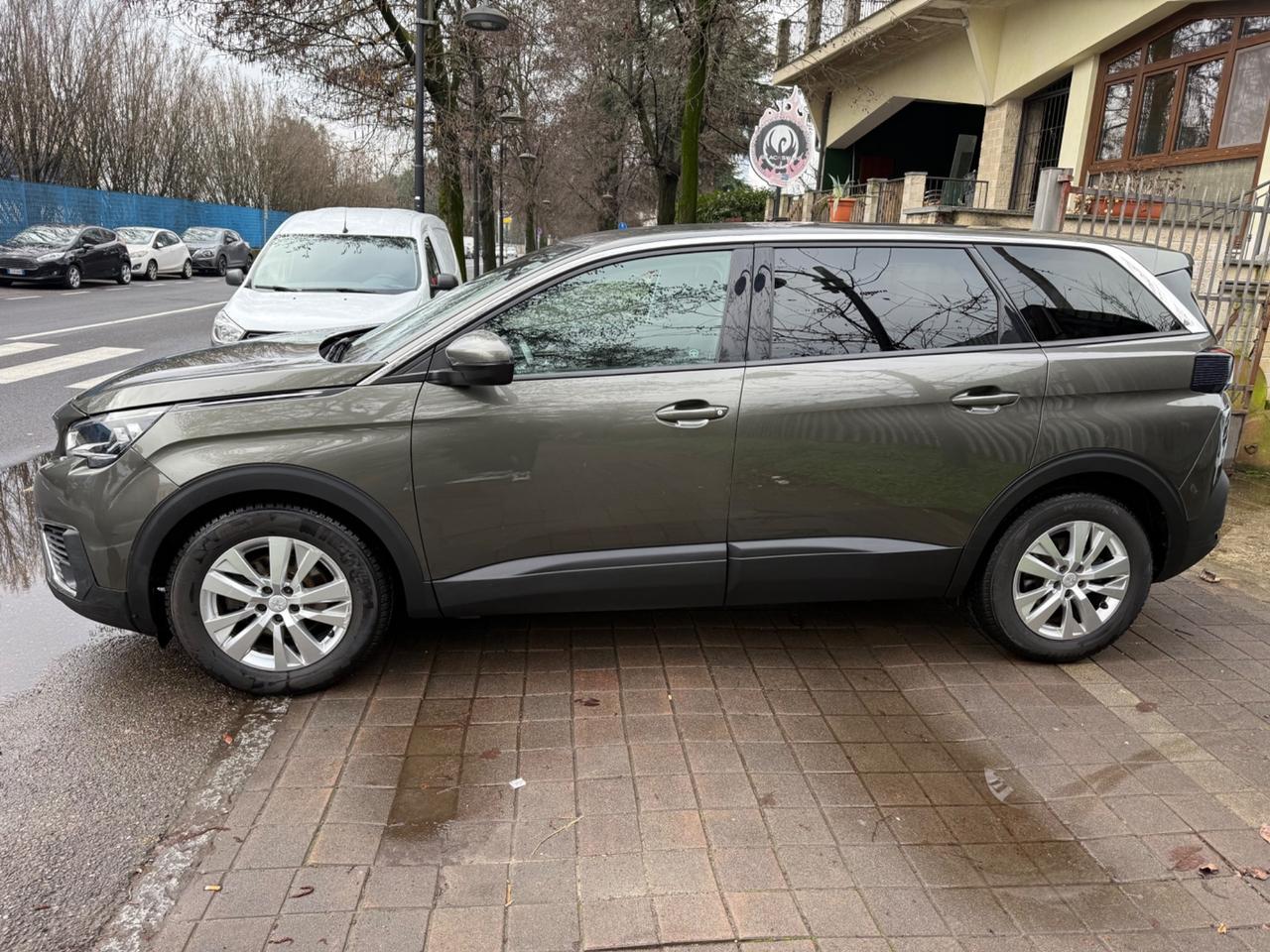 Peugeot 5008 BlueHDi 130 S&S Business 7 POSTI