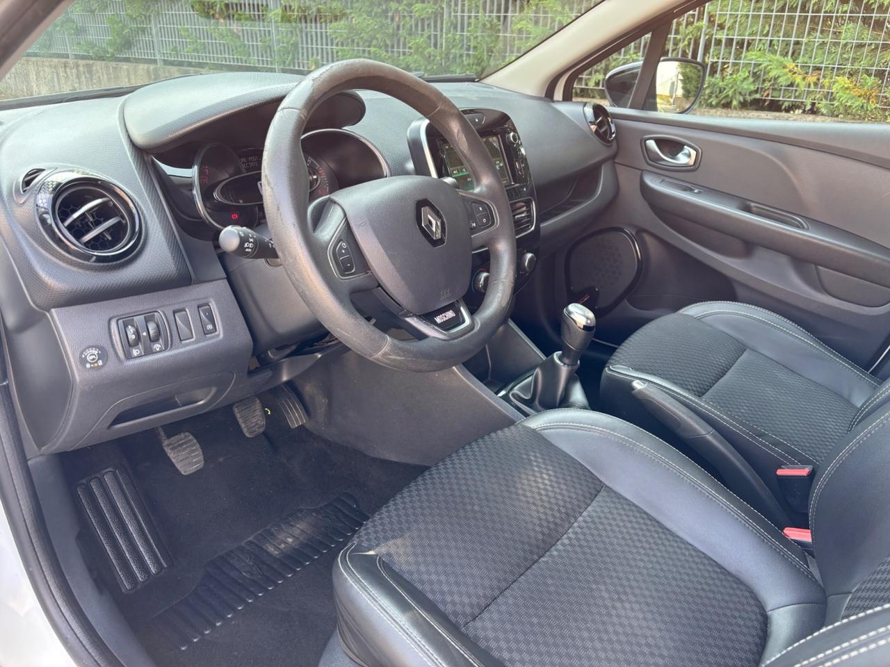Renault Clio TCe 12V 90 CV GPL MOSCHINO, GARANZIA