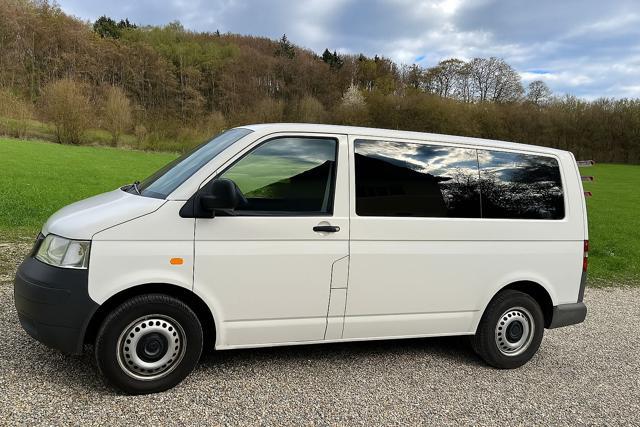 VOLKSWAGEN Caravelle T5 2.5 tdi 131cv 9Posti Klima Letto Portabici
