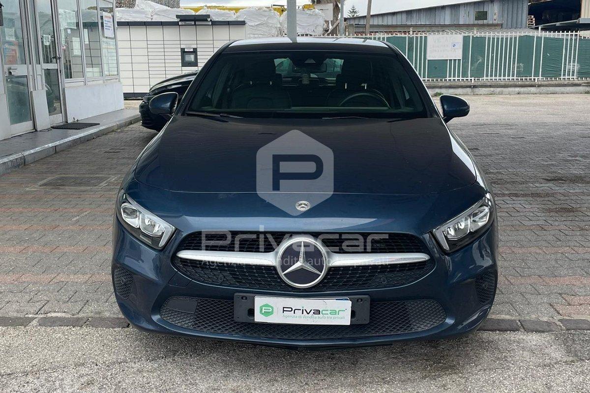 MERCEDES A 180 d Automatic Business Extra