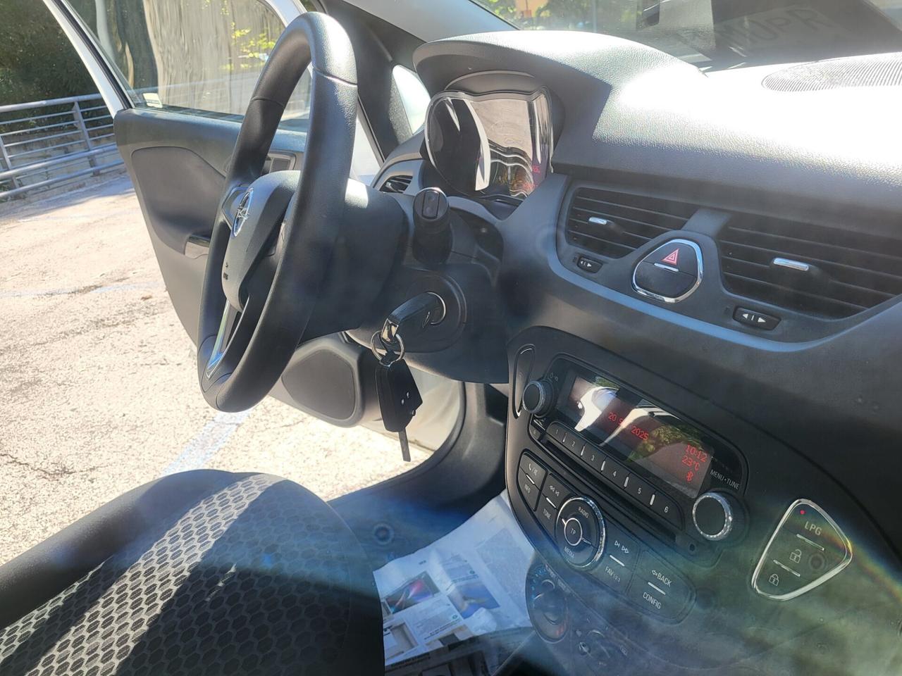 OPEL CORSA 1,4 GPL-UNICA PROPR-3 REVISIONI-EURO 6