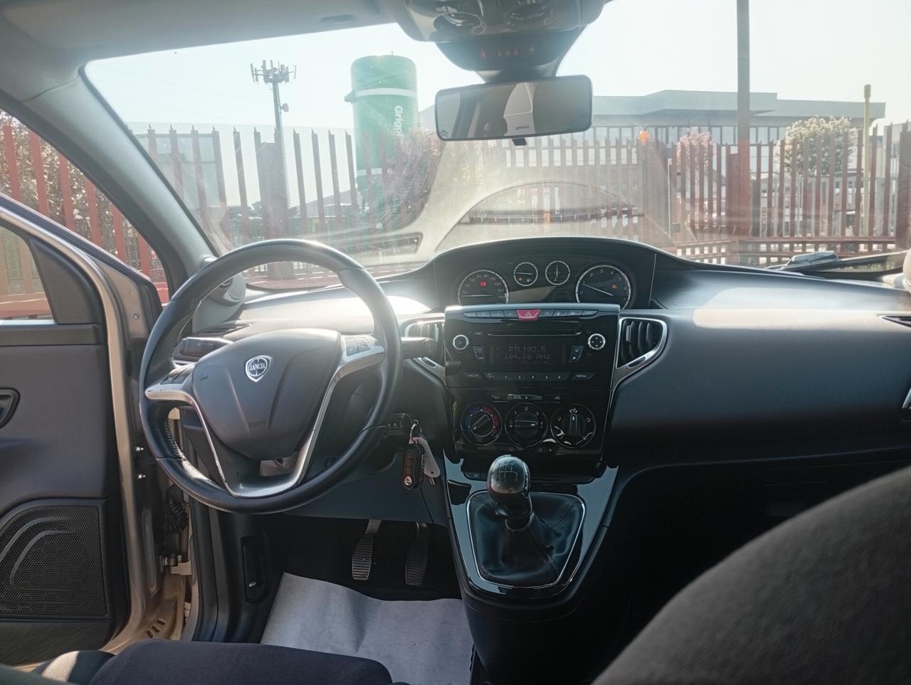 Lancia Ypsilon 1.2 69 CV 5 porte GPL Ecochic NEOPATENTATI OK