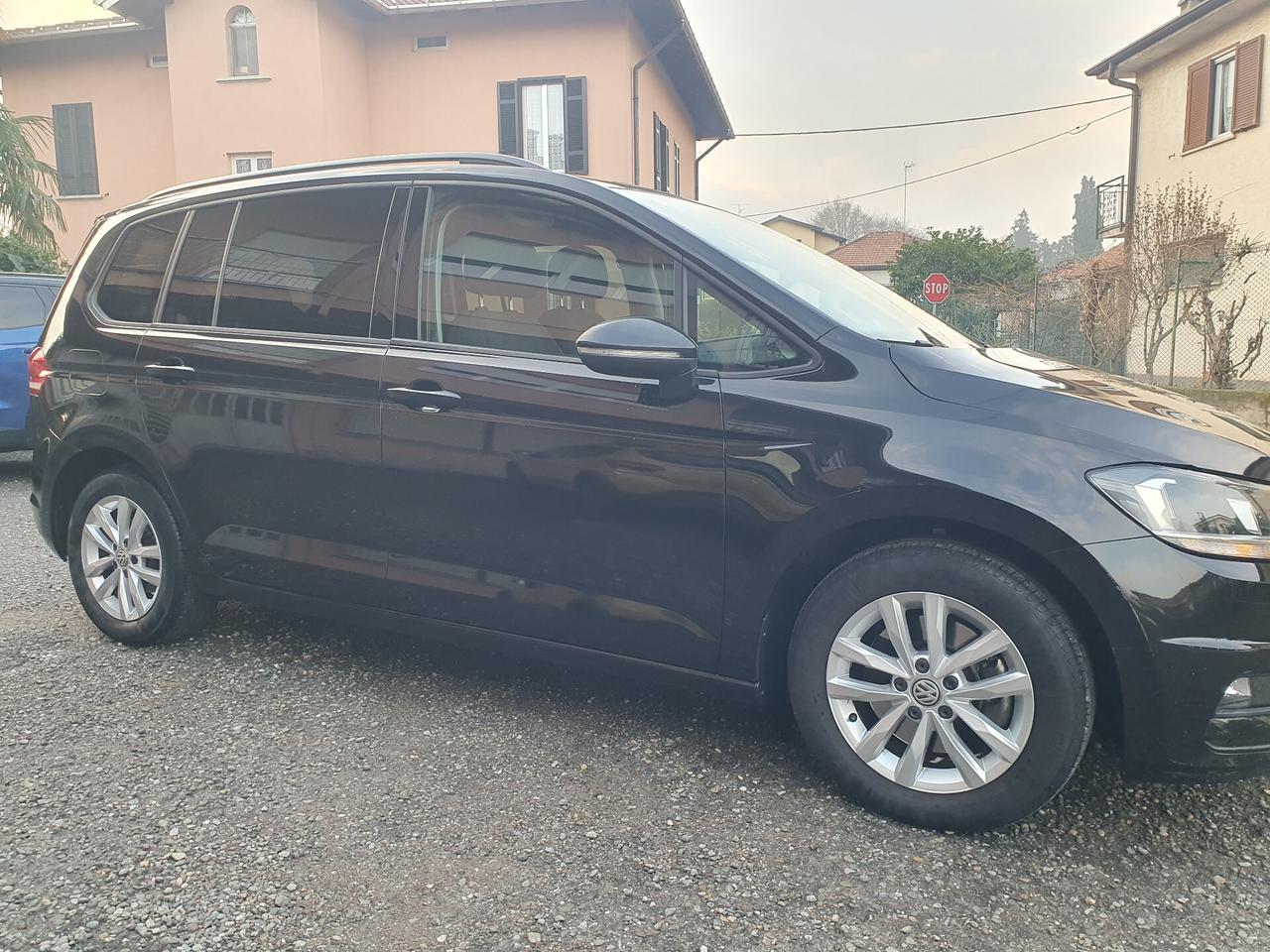 Volkswagen Touran 7posti 1.6 tdi 115cv executive euro 6b