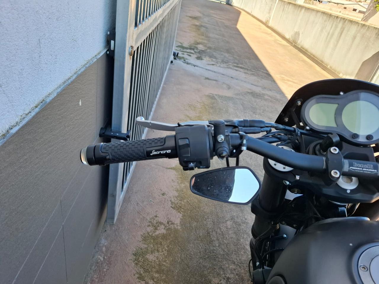 Benelli Leoncino 500