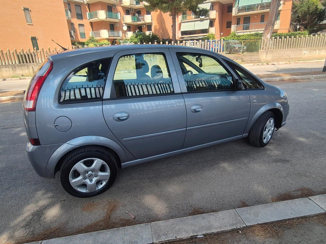 Opel Meriva 1.3 multijet 75cv gangio traino 09