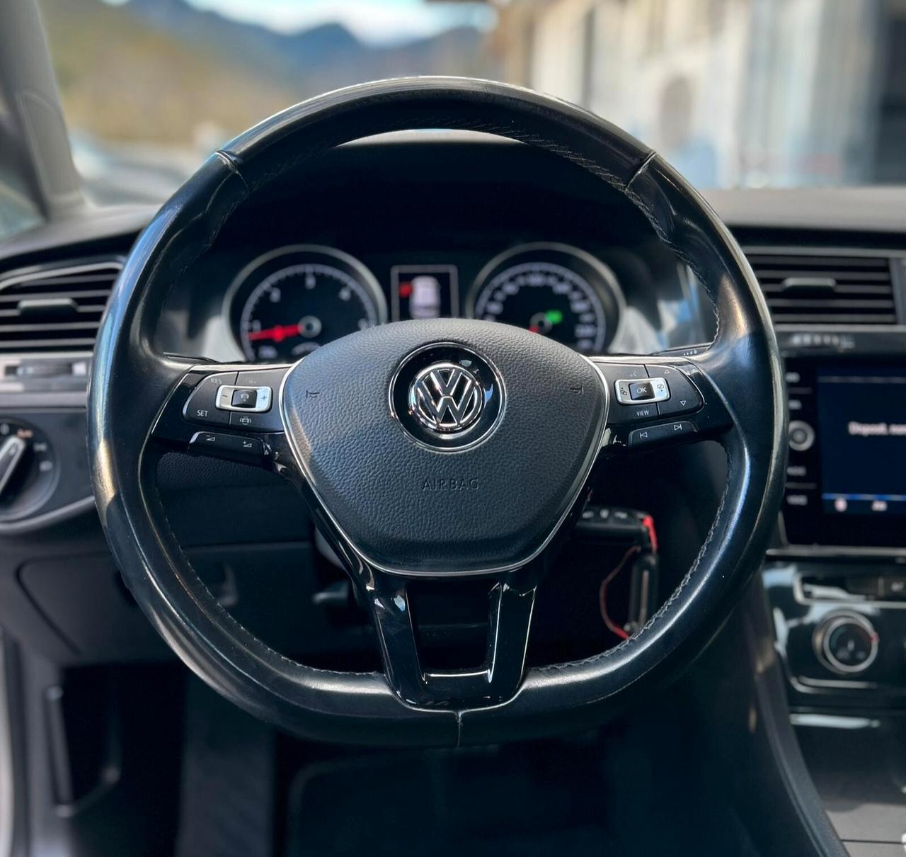 Volkswagen Golf 1.6 TDI 115CV DSG 5p. Business BlueMotion Technology