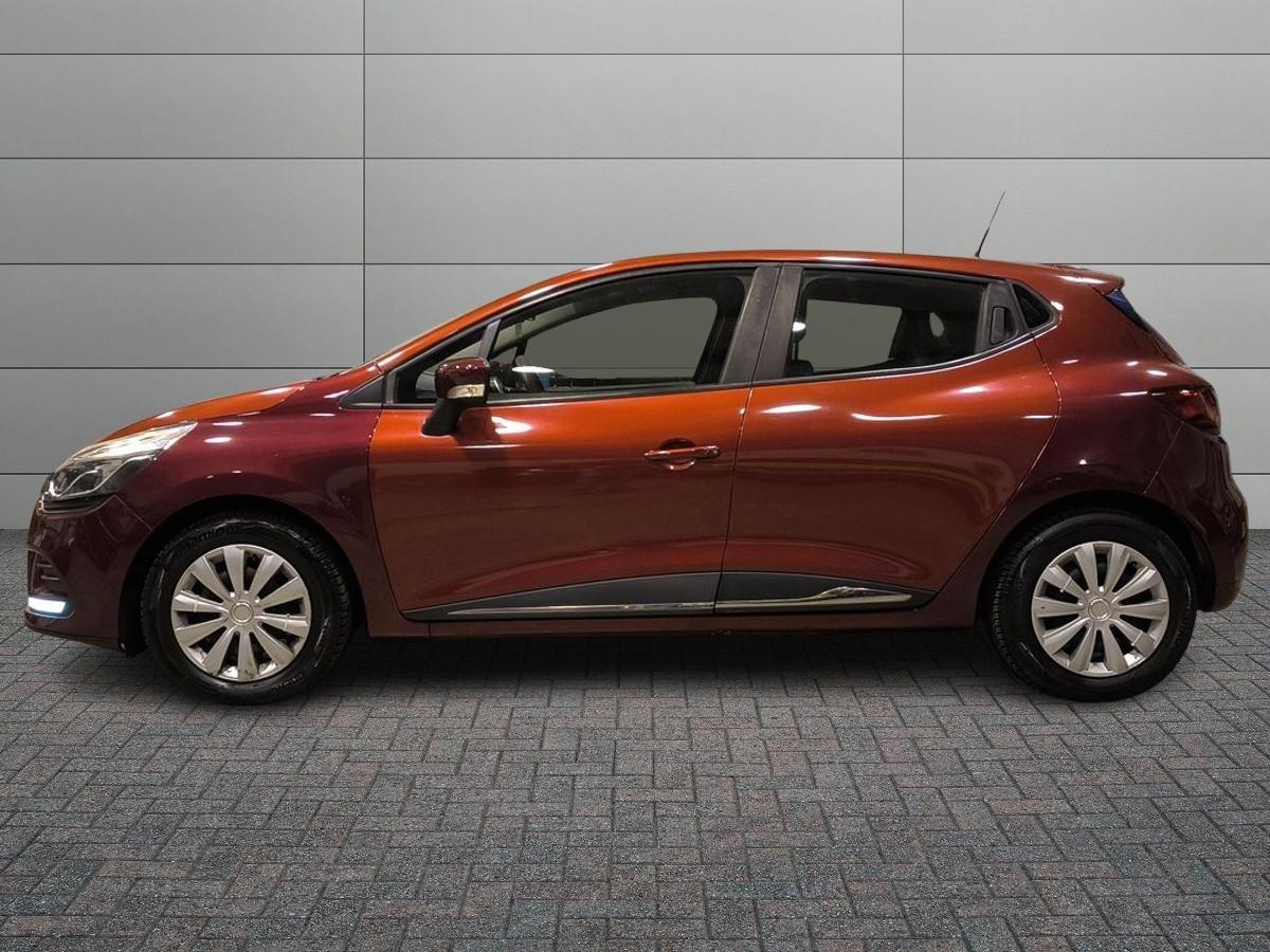 RENAULT Clio IV 2017 - Clio 1.2 16v Life 75cv my18