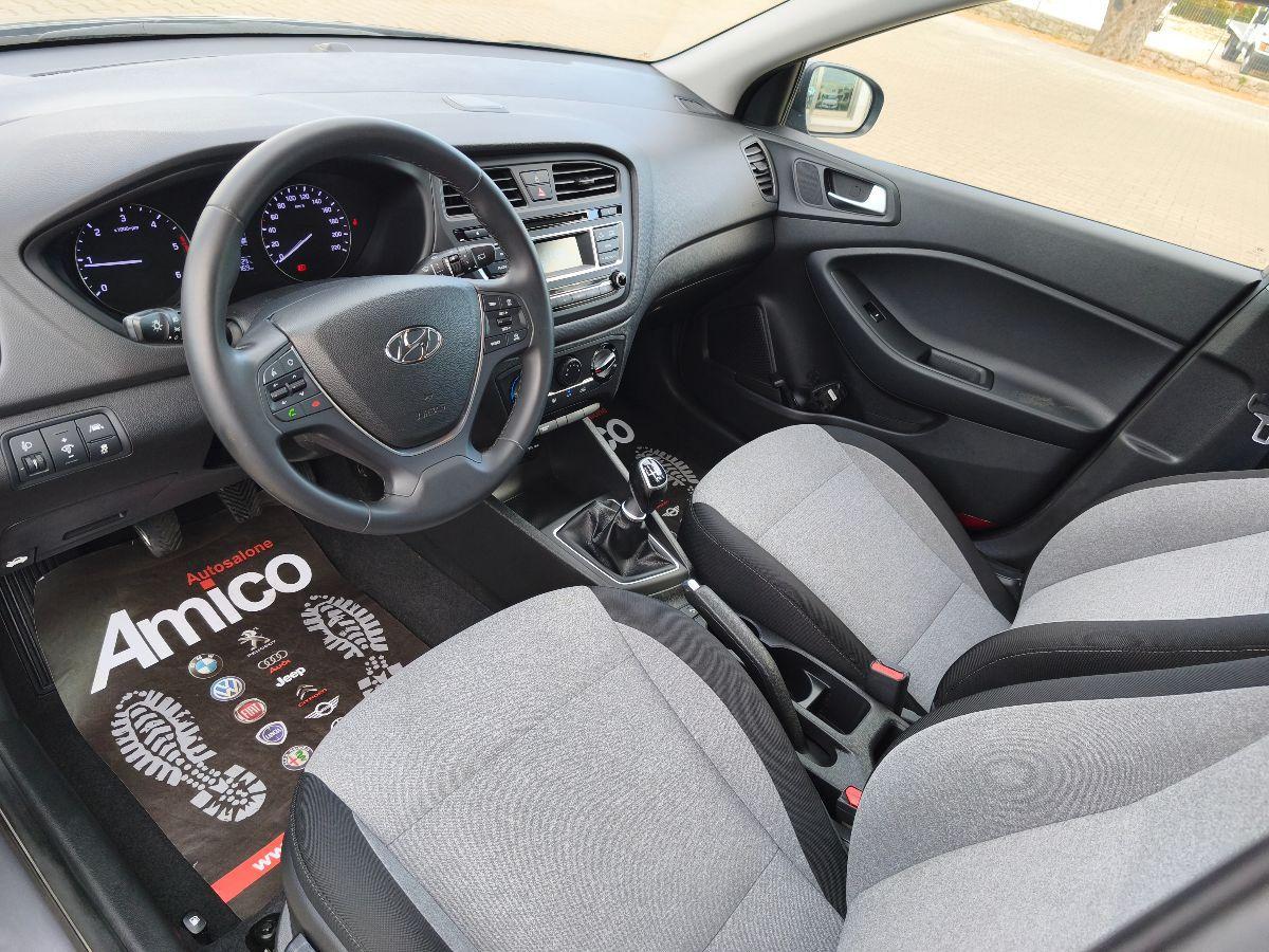 HYUNDAI i20 1.1 CRDi 5p. Comfort