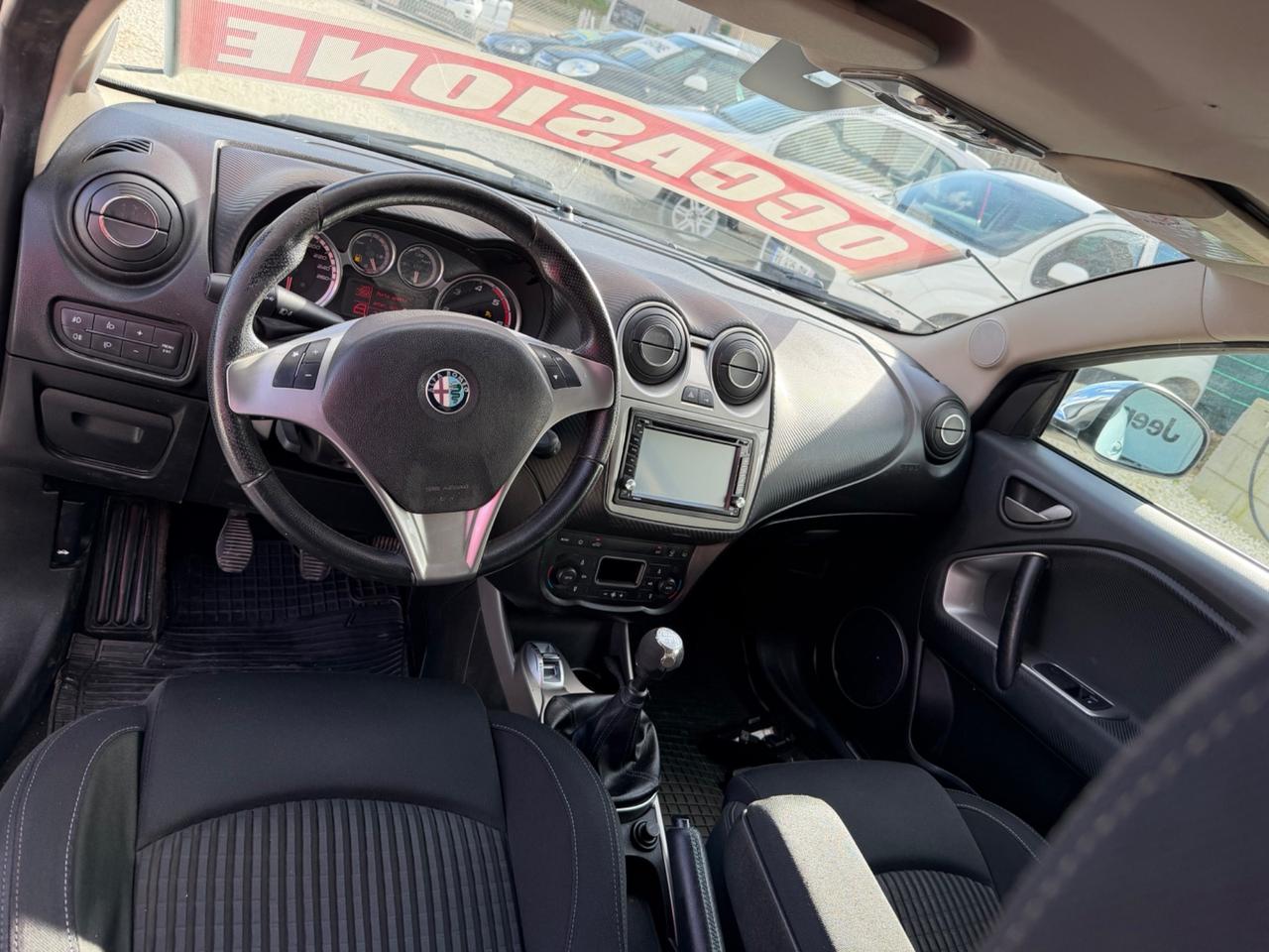 Alfa Romeo MiTo 1.6 JTDm 16V Distinctive Sport Pack