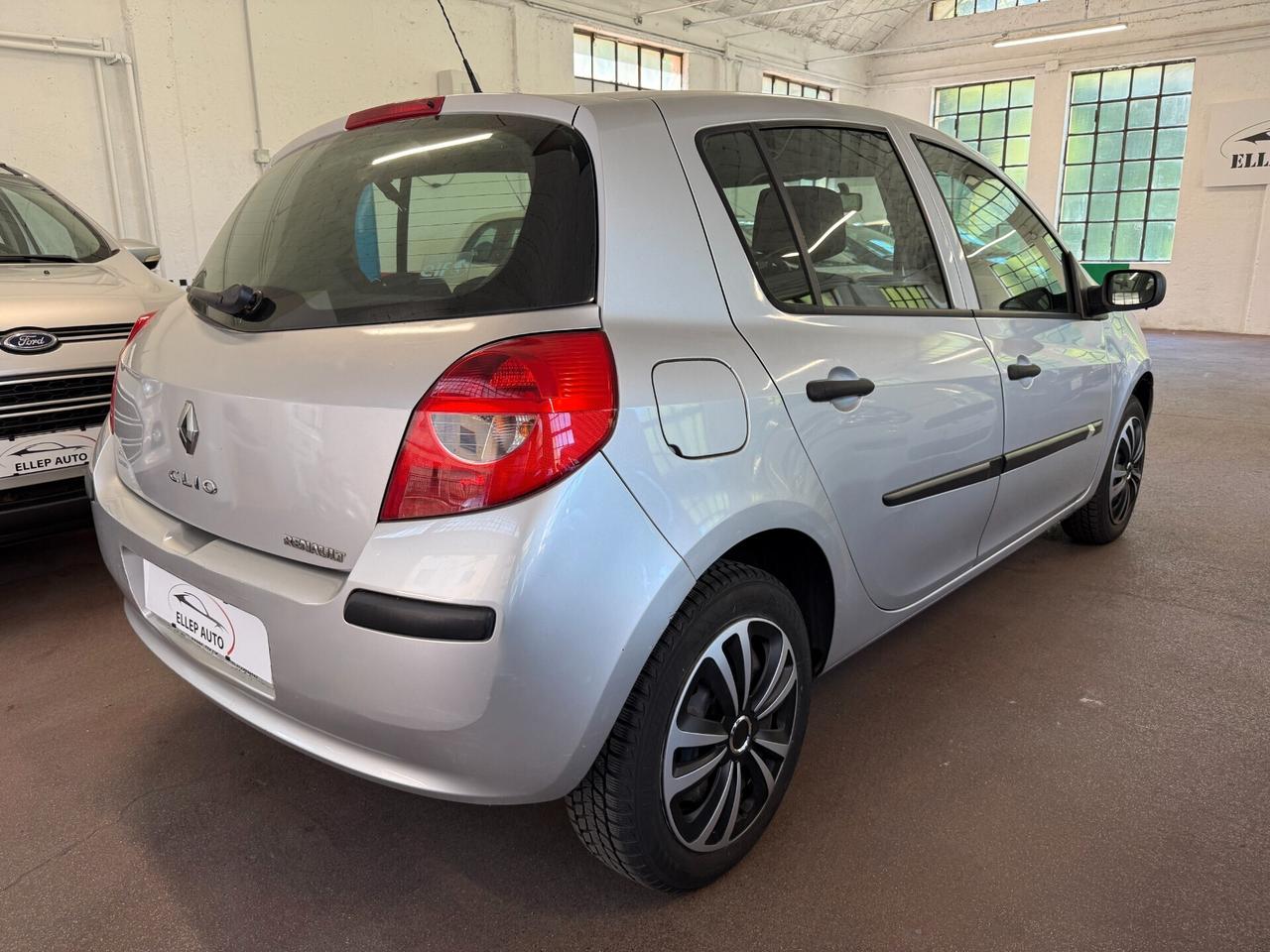Renault Clio 1.2 OK NEOPATENTATI - UNIPROPR.