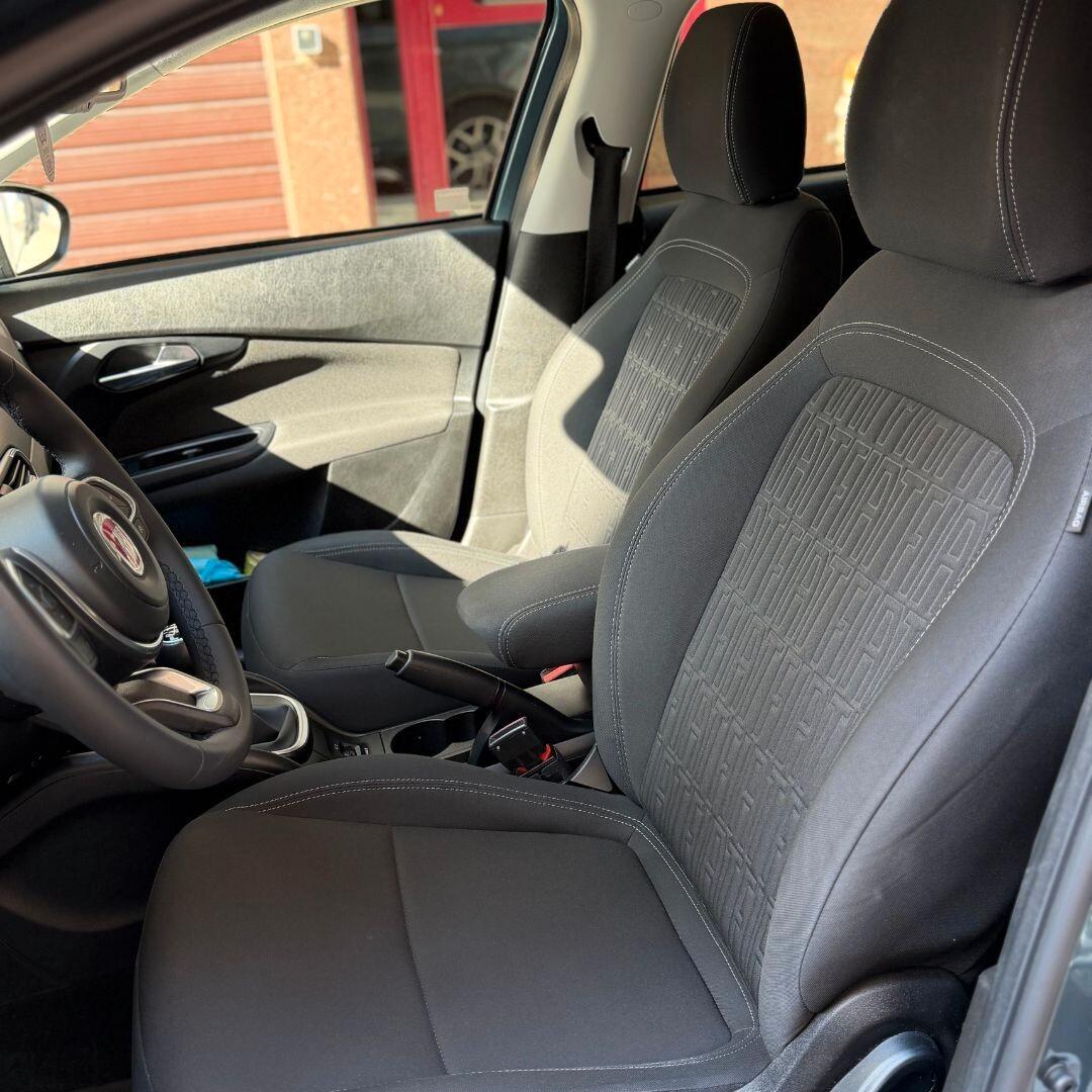 Fiat Tipo 1.6 Mjt Cross **PER POCHI GIORNI**