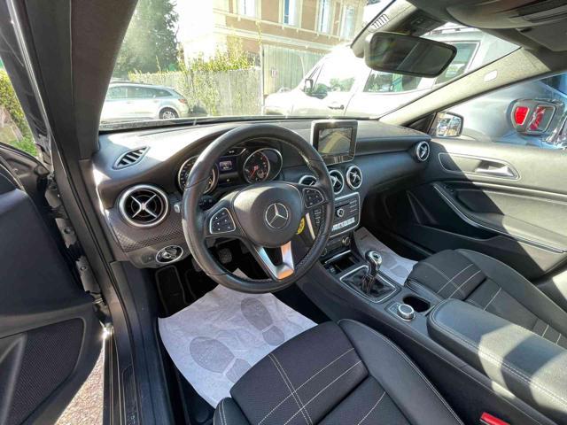 MERCEDES-BENZ A 180 1.5 BLUETOOTH,NAVI,CLIMA,TELECAM.POST.,USBX2