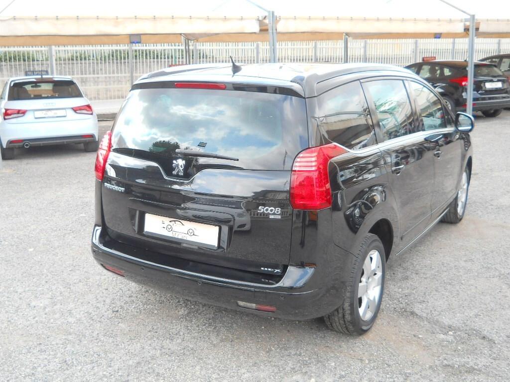 Peugeot 5008 1.6 e-HDi 115CV Stop&Start ETG6 Allure