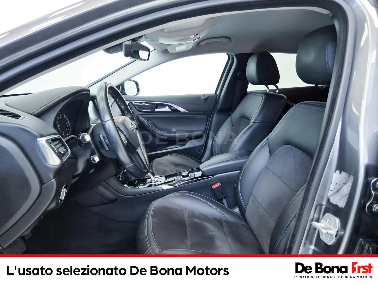 Infiniti Q30 1.5d premium 109cv dct