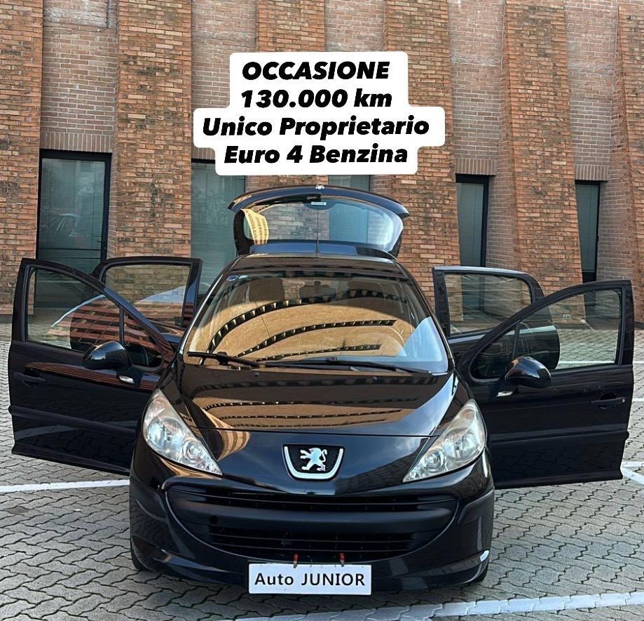 Peugeot 207 1.4 8V 75CV 5p. ONE Line