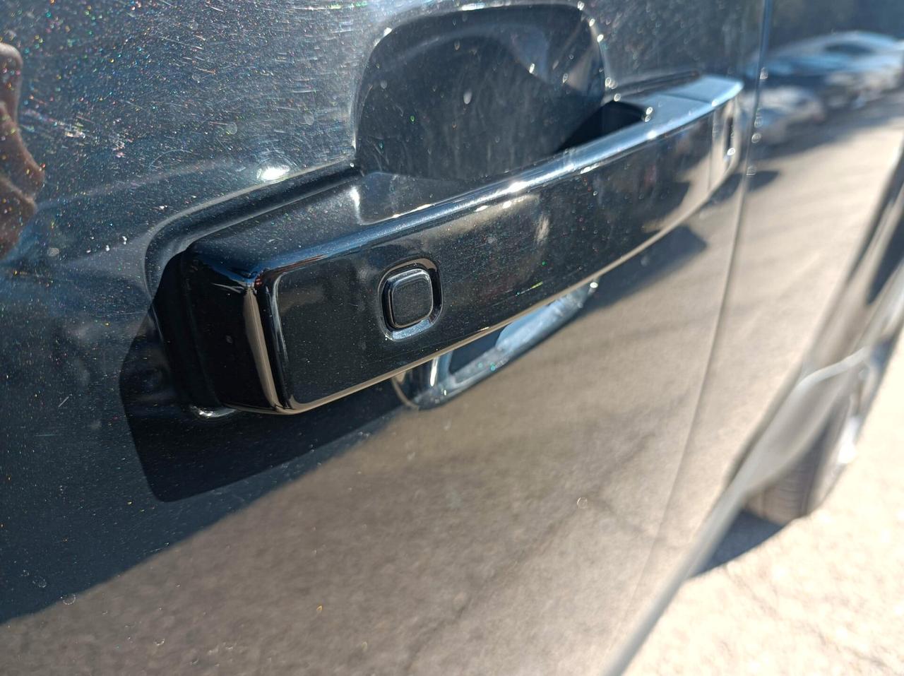 Land Rover Defender 110 3.0D I6 250 CV AWD Auto X-Dynamic HSE