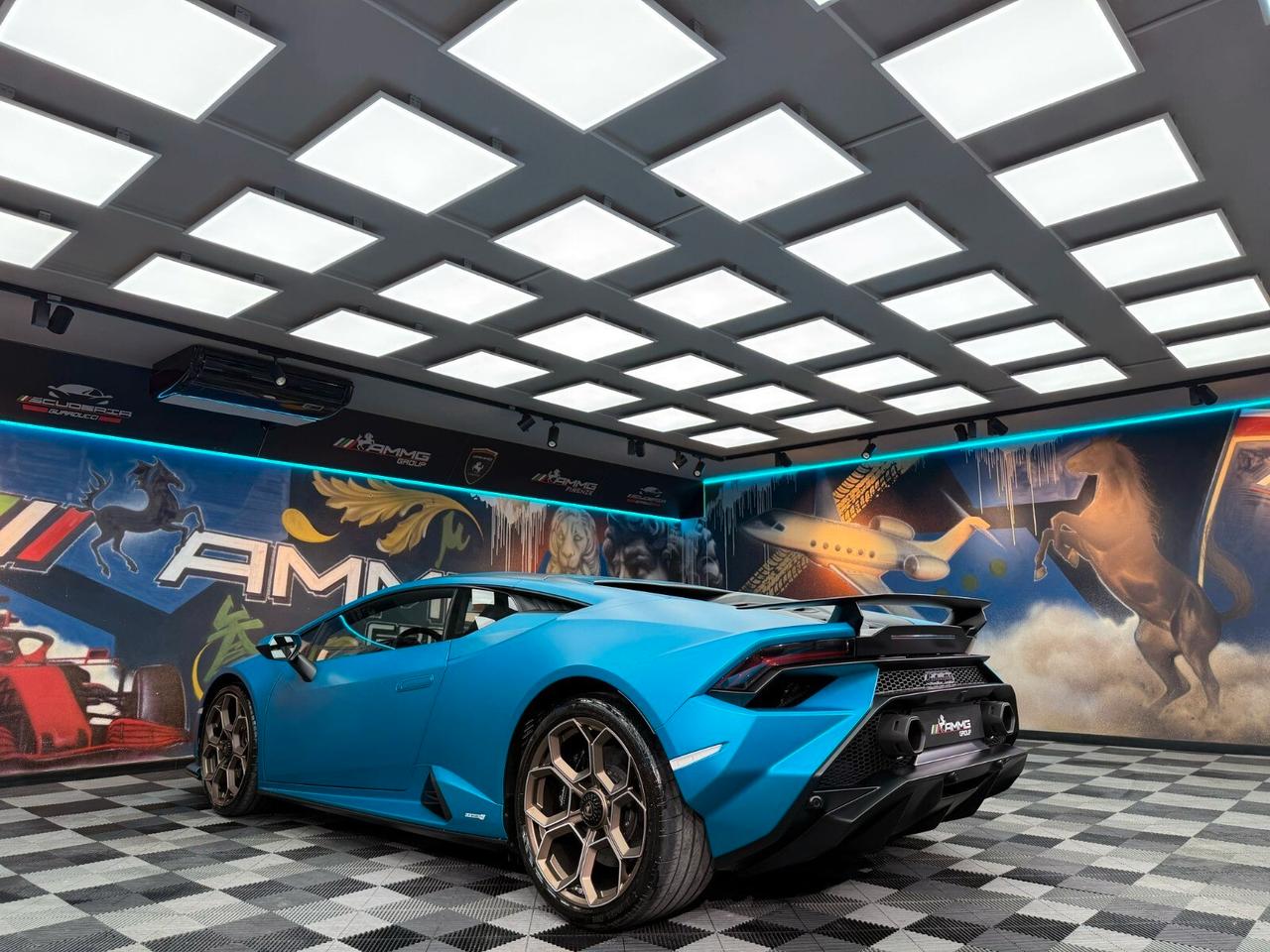 Lamborghini Huracan Coupe 5.2 Tecnica 640cv (816)