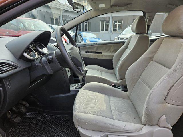 PEUGEOT 207 1.4 HDi 70CV 3p. ONE Line
