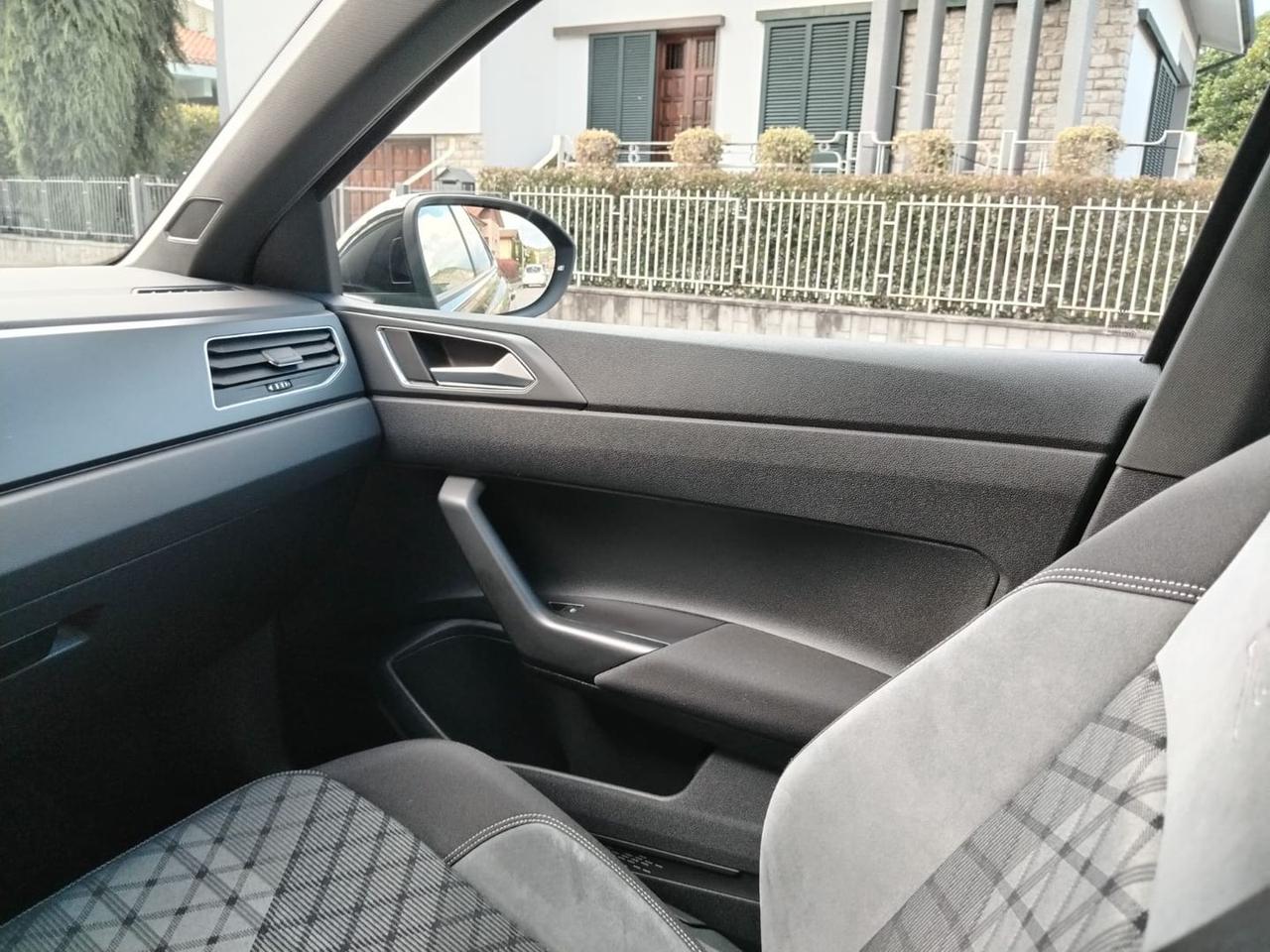 Volkswagen Taigo R Line 1.0 TSI