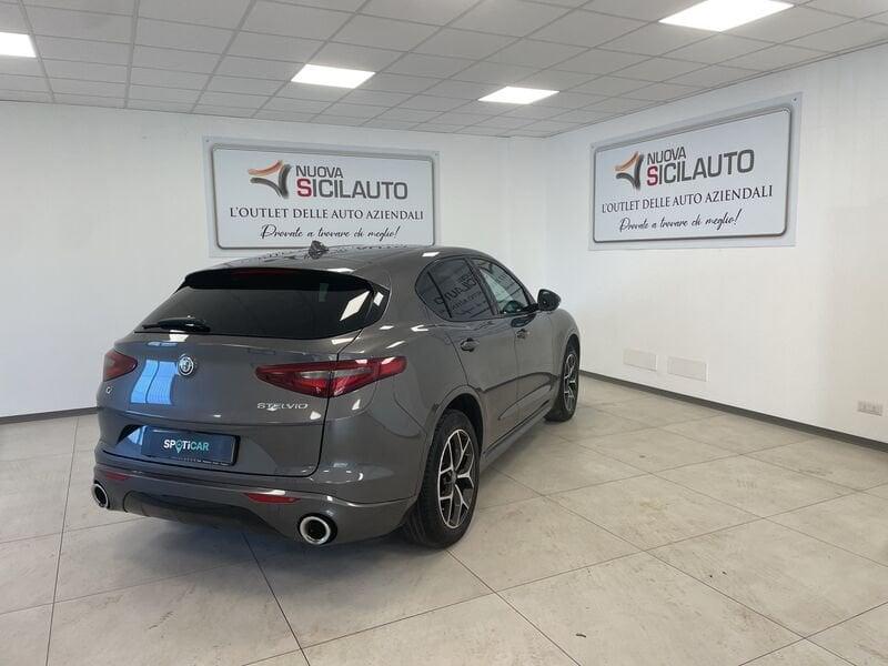 Alfa Romeo Stelvio 2017 2.2 t Lusso Q4 210cv auto