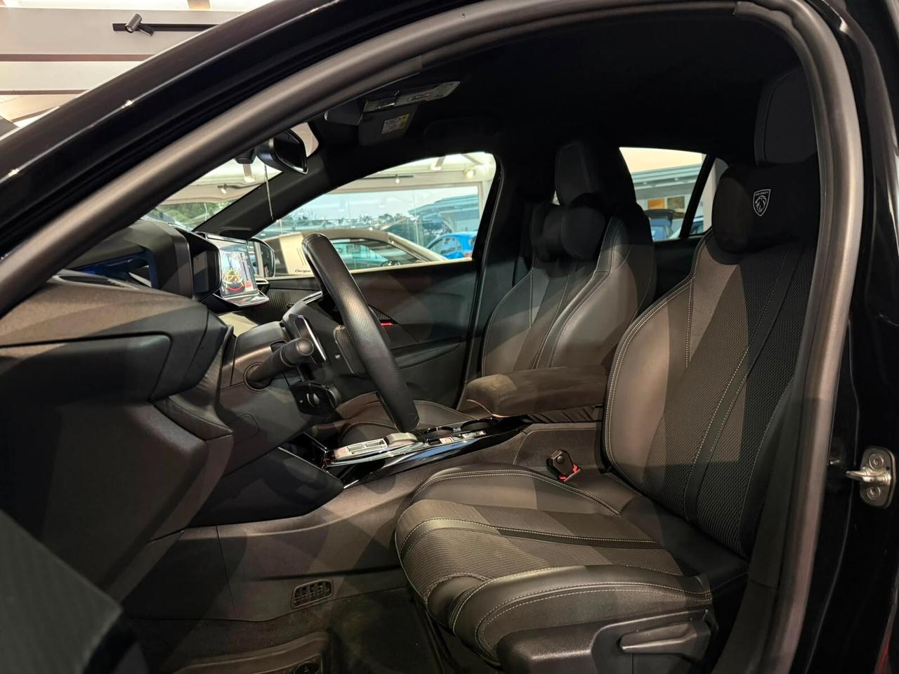 Peugeot 208 Hybrid 110 e-DCS6 GT