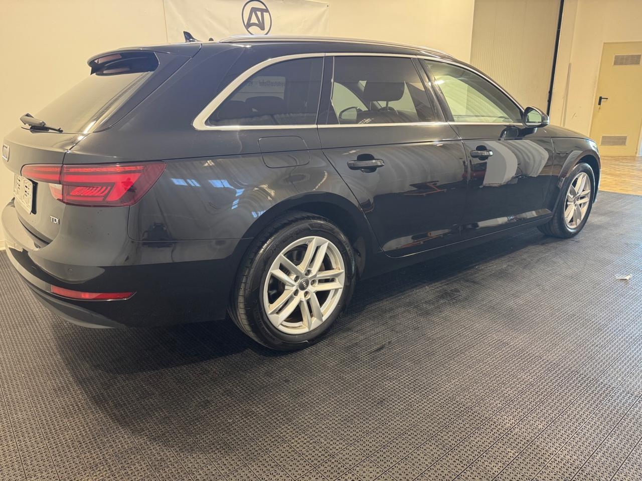 Audi A4 2.0 TDI 150 CV ultra S tronic Sport