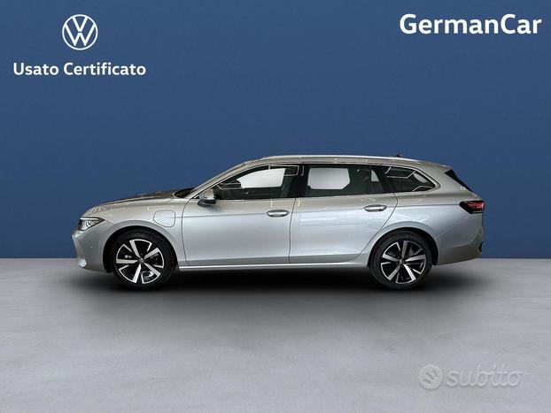 Volkswagen Passat 1.5 tsi ehybrid business 204cv d