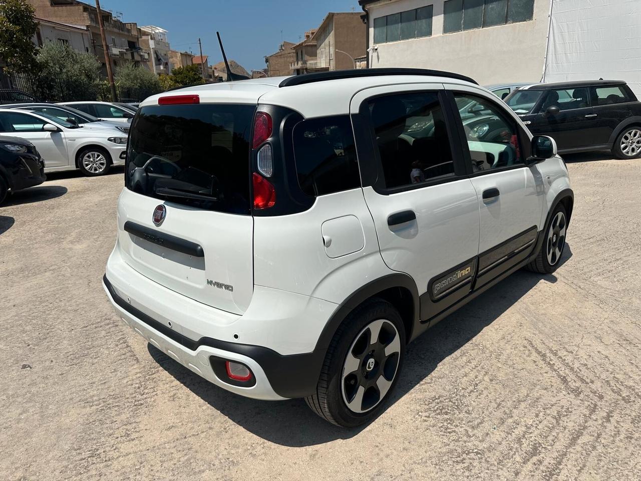 Fiat Panda 1.0 FireFly S&S Hybrid Pandina