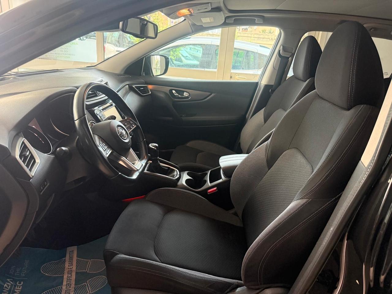 Nissan Qashqai 1.5 dCi N-Connecta