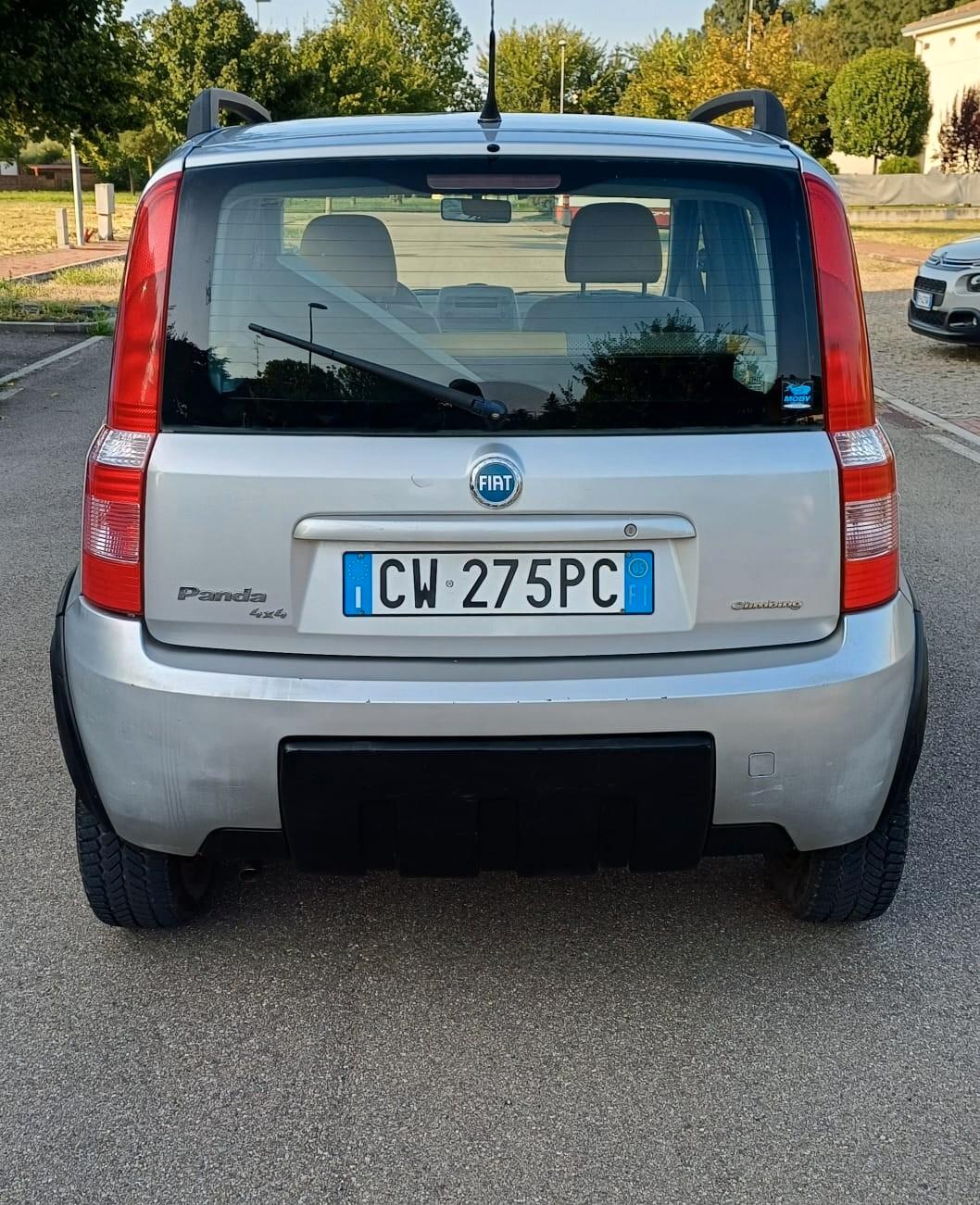 Fiat Panda 1.2 4x4 Climbing